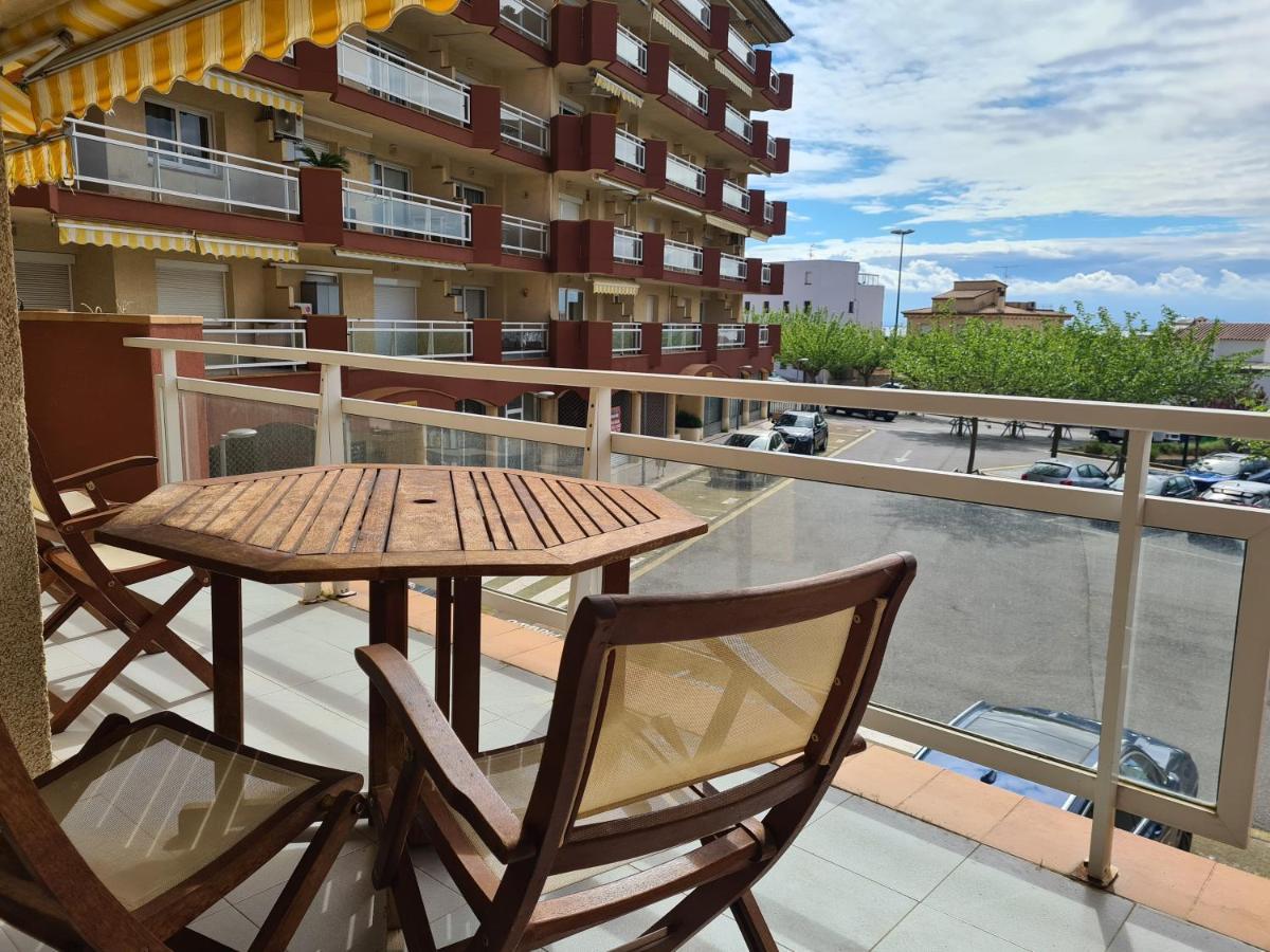 Acogedor Apartamento Vistas Al Mar Roses Buitenkant foto