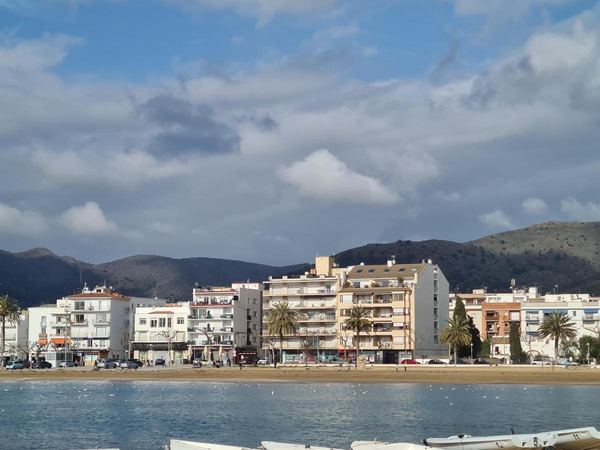 Acogedor Apartamento Vistas Al Mar Roses Buitenkant foto
